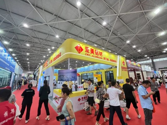 消光電泳新品實(shí)力吸睛！堅(jiān)美鋁業(yè)“貴陽建博會(huì)”首秀亮點(diǎn)紛呈